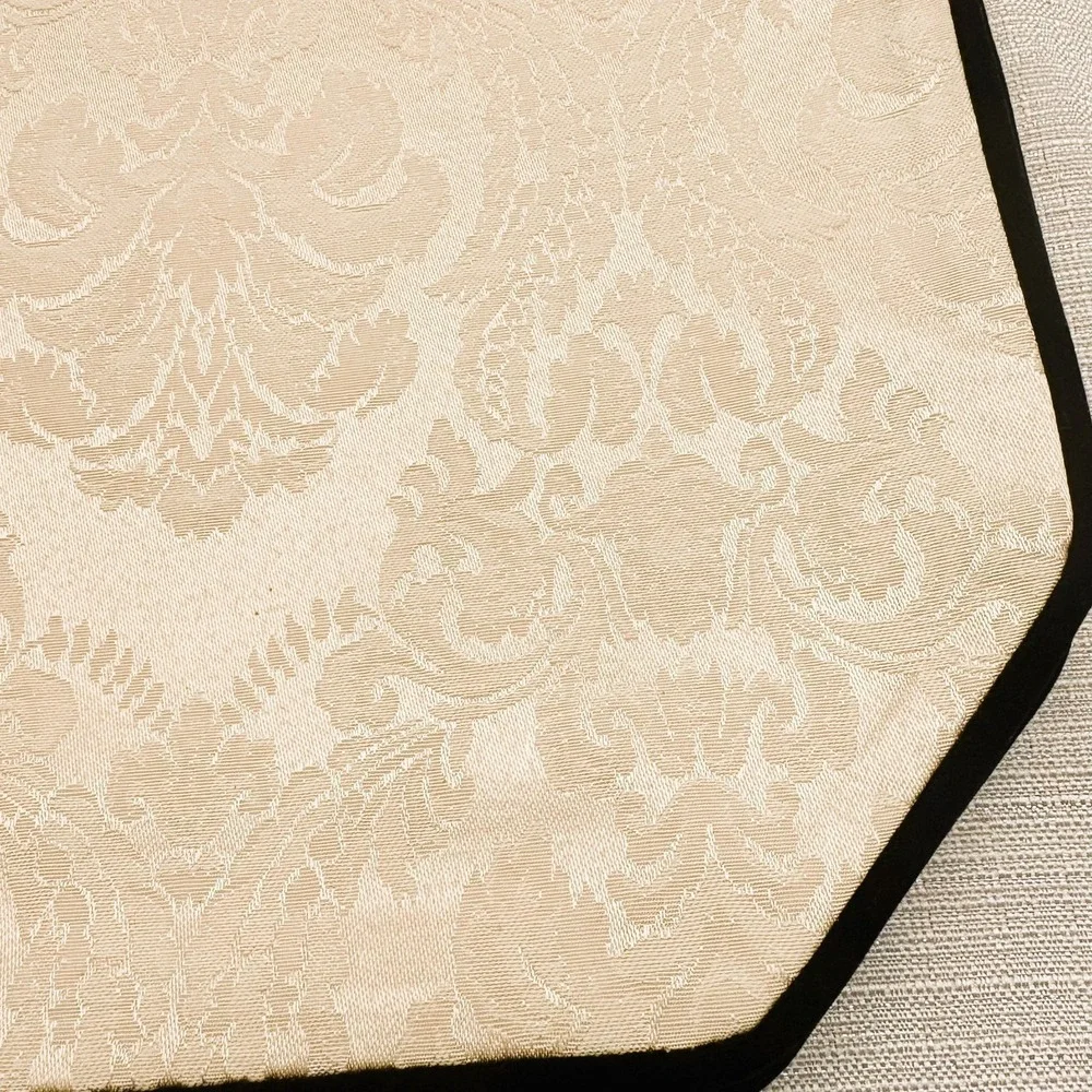 W-C Designs set eight